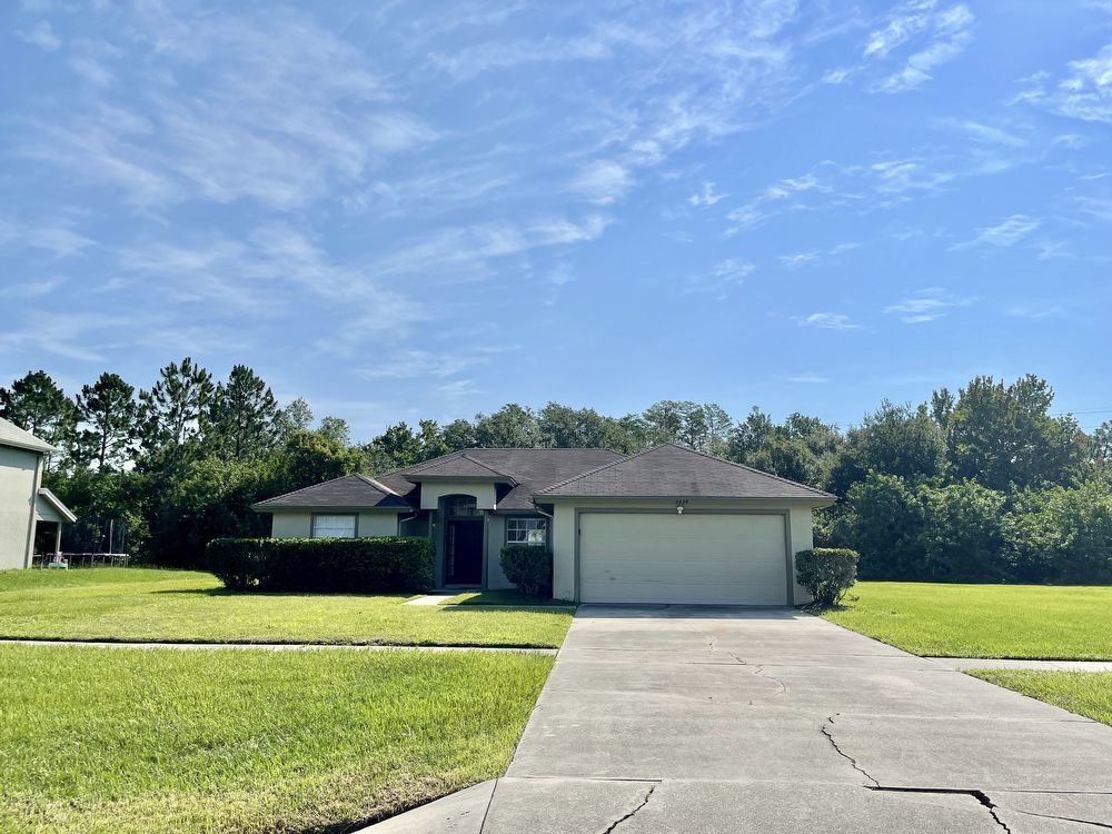 Cute 4/2 Home in East Orlando Wedgefield! property image