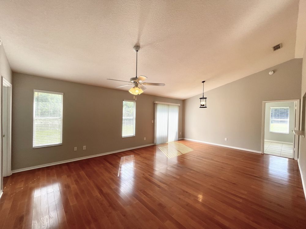 Cute 4/2 Home in East Orlando Wedgefield! property image