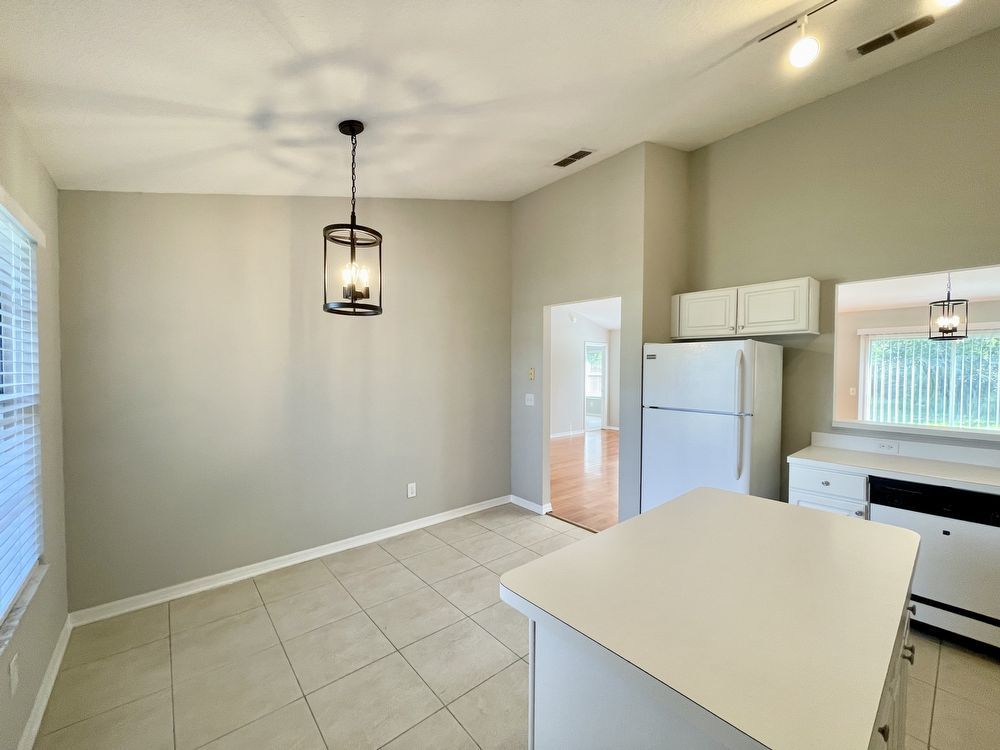 Cute 4/2 Home in East Orlando Wedgefield! property image