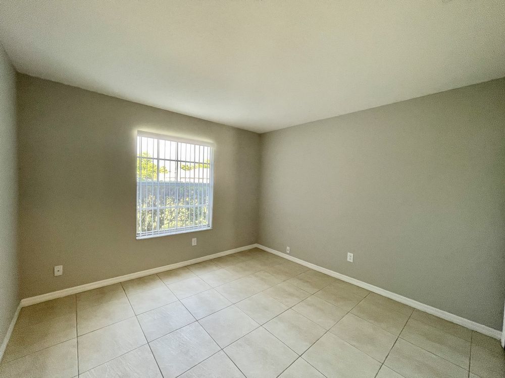 Cute 4/2 Home in East Orlando Wedgefield! property image