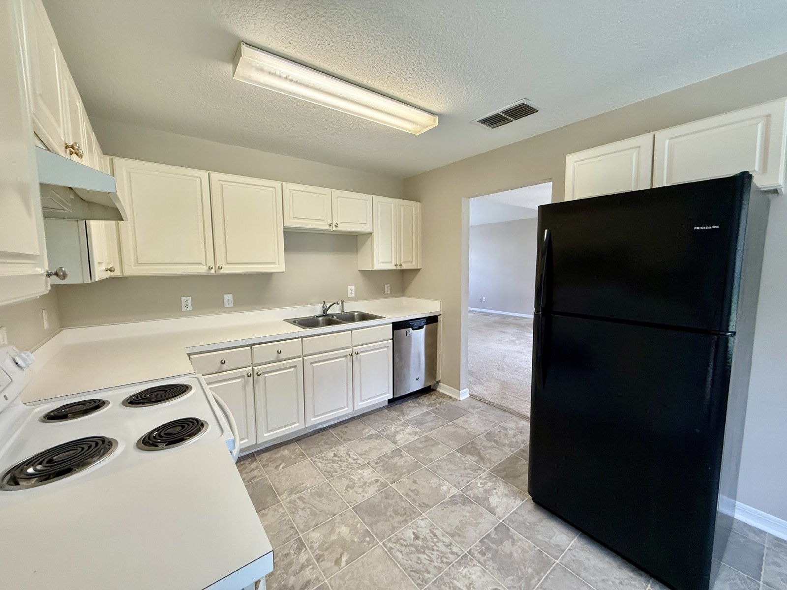 Nice, Large Two-Story 4/3 Home in East Orlando in the Wedgefield Community! property image