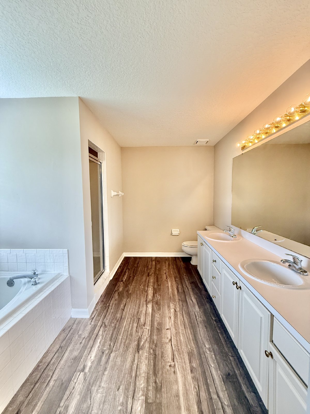 Nice, Large Two-Story 4/3 Home in East Orlando in the Wedgefield Community! property image