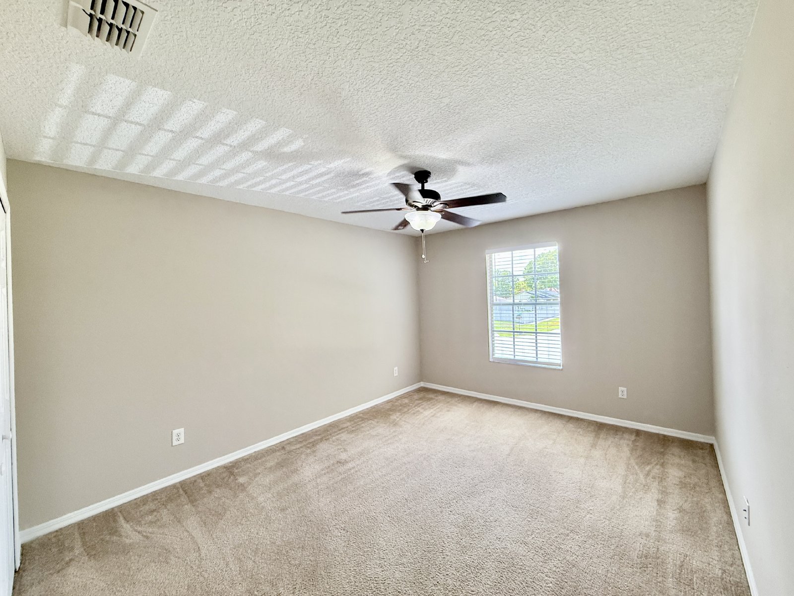 Nice, Large Two-Story 4/3 Home in East Orlando in the Wedgefield Community! property image