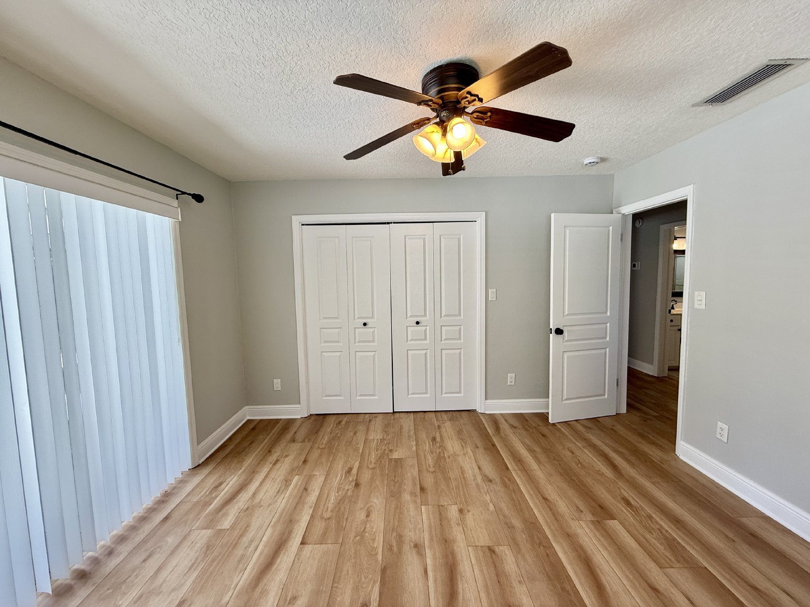 4 BED 3 BATH WINTER PARK  POOL HOME - GREAT LOCATION!! property image