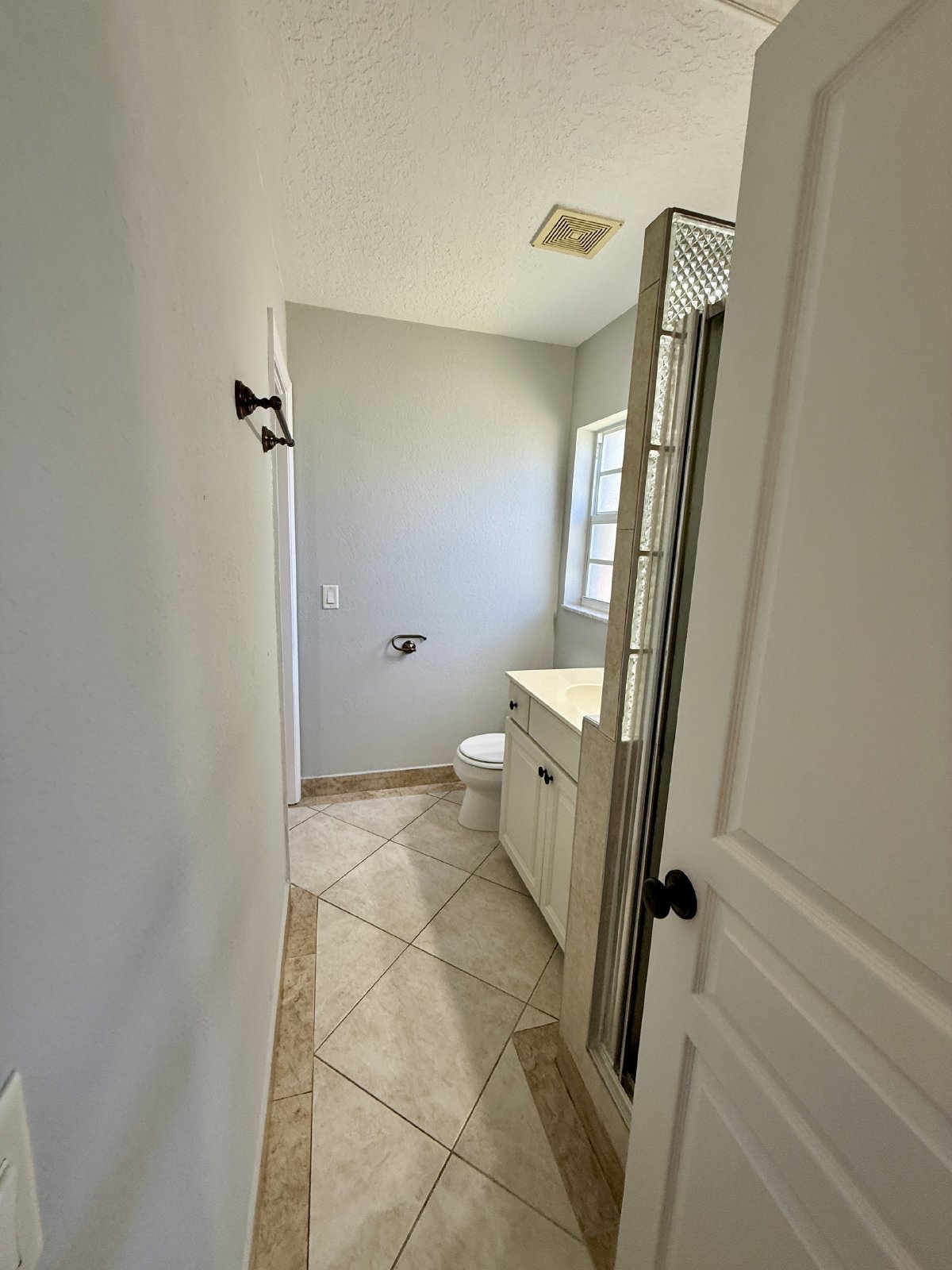 4 BED 3 BATH WINTER PARK  POOL HOME - GREAT LOCATION!! property image