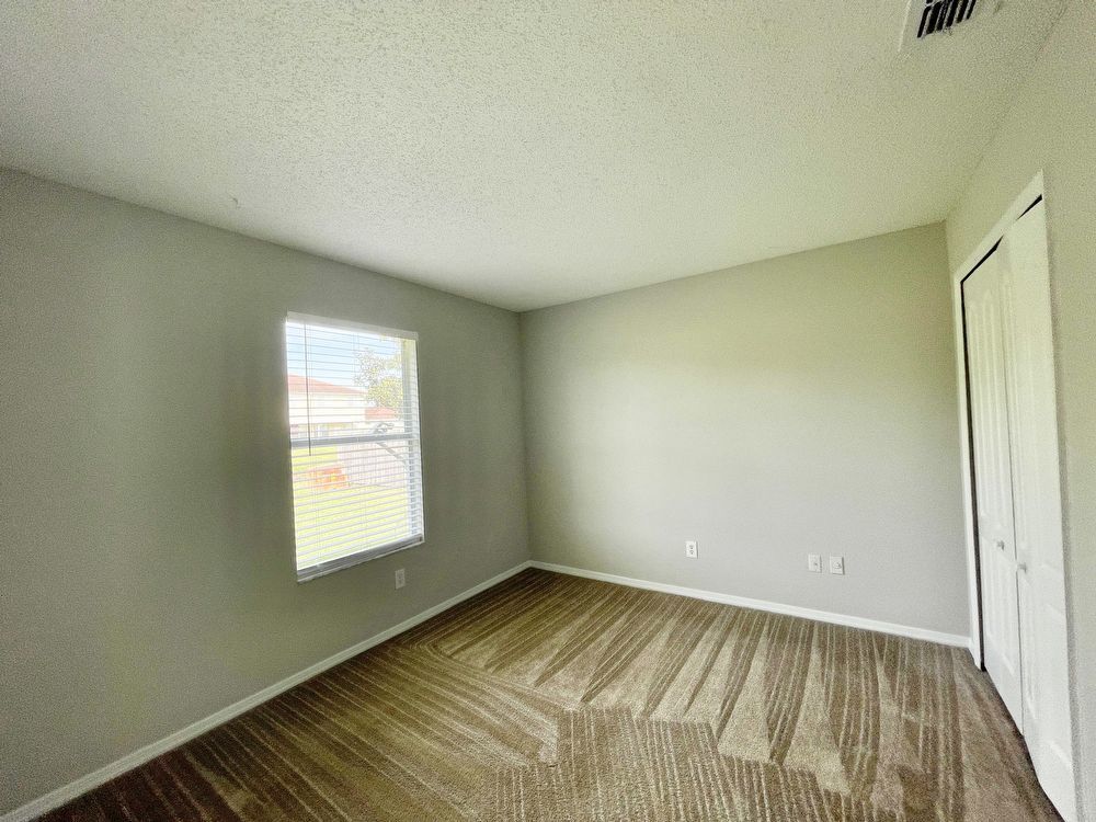 CUTE ORLANDO HOME IN GOLF COURSE COMMUNITY OF WEDGEFIELD property image