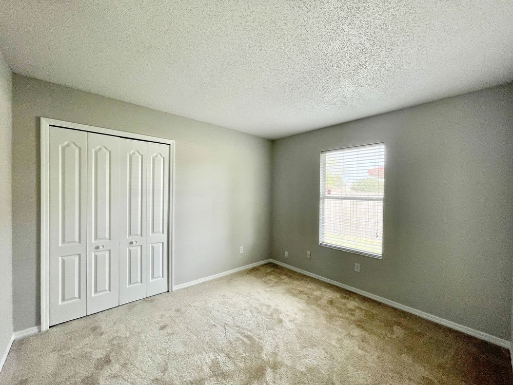 CUTE ORLANDO HOME IN GOLF COURSE COMMUNITY OF WEDGEFIELD property image