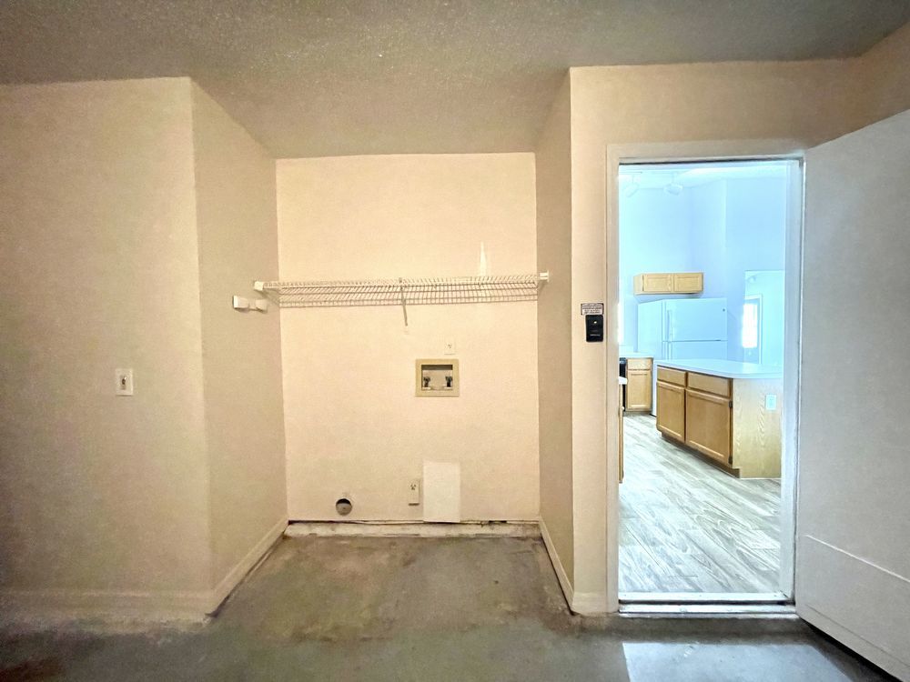 CUTE ORLANDO HOME IN GOLF COURSE COMMUNITY OF WEDGEFIELD property image