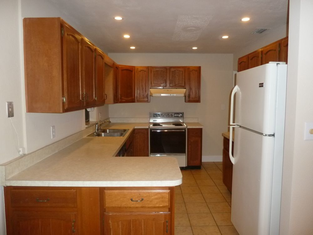 Quaint 2/1.5 in Winter Park with Single Garage Bungalow off Lee Road property image