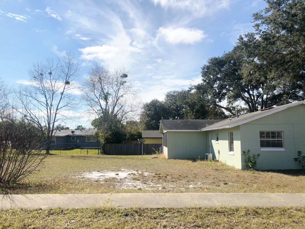 Cute 3/1 Starter Home in Deltona Lakes! property image