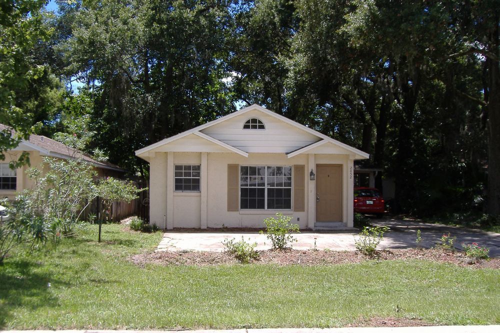 Cute 2/2 Duplex in South Orlando off Michigan, close to Downtown! property image