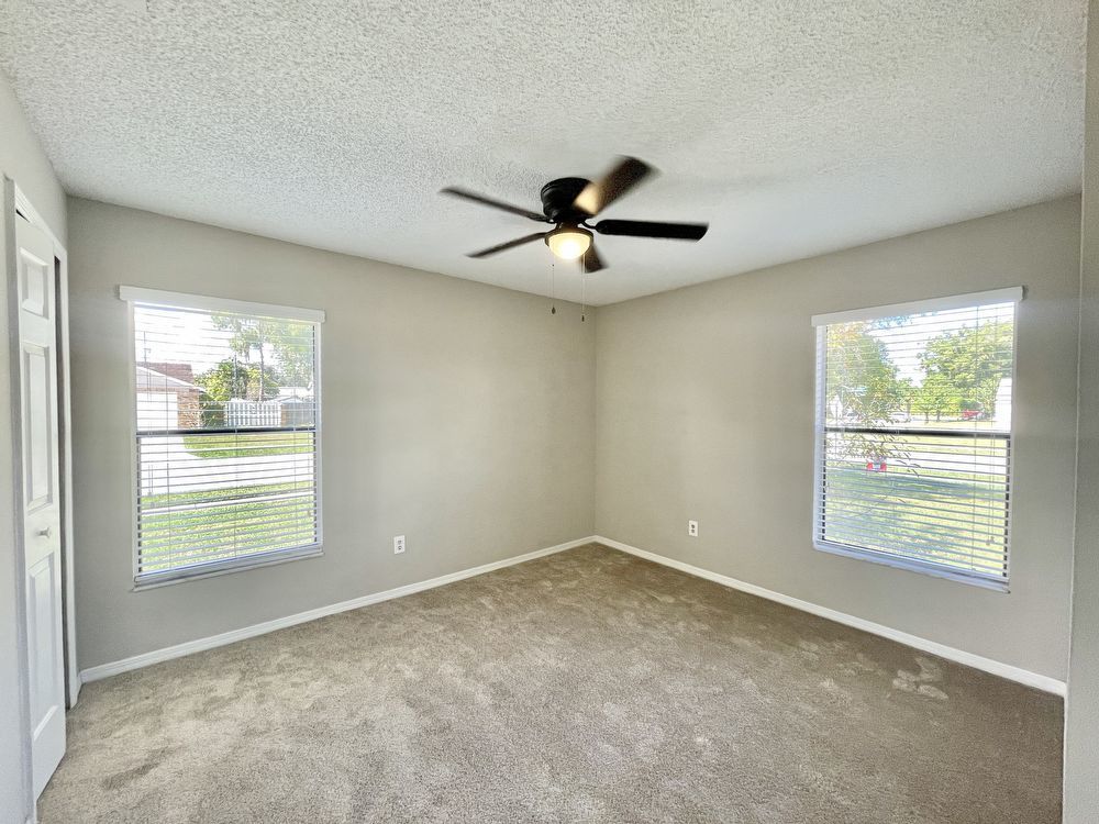 Cute 3/2  Home in OVIEDO - Stillwater on corner lot! property image