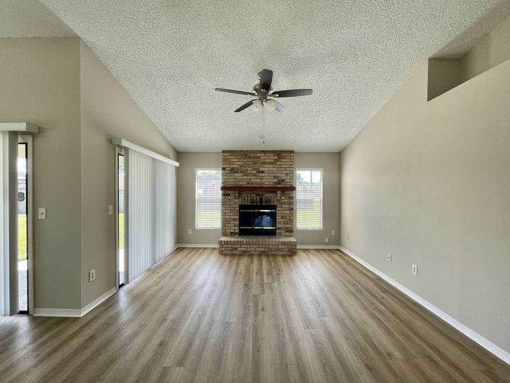 Cute 3/2  Home in OVIEDO - Stillwater on corner lot! property image