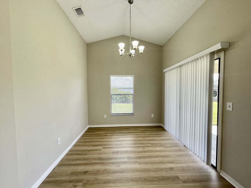 Cute 3/2  Home in OVIEDO - Stillwater on corner lot! property image