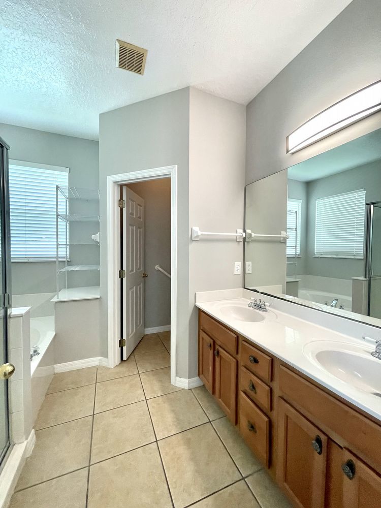 SOUTHEAST ORLANDO HOME - TIVOLI WOODS VILLAGE property image
