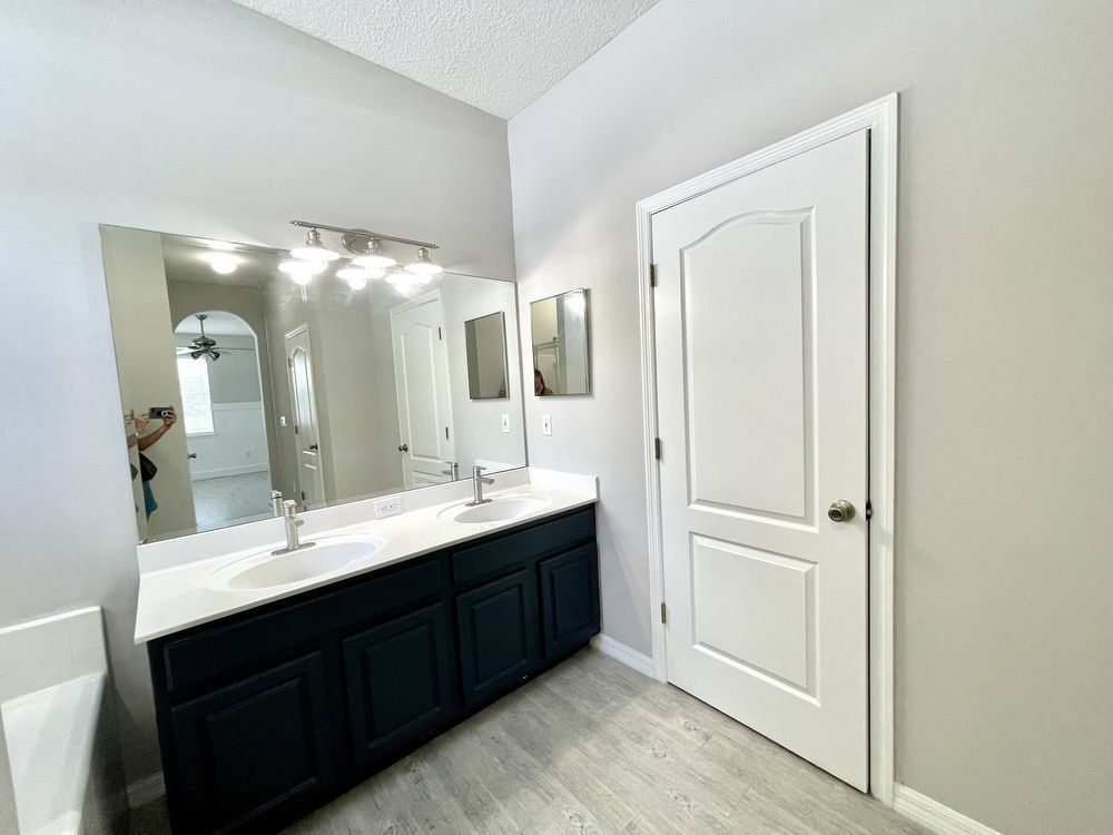 Gorgeous 3/2 Pool Home on Large Lot in  Parkside at Errol Estate property image