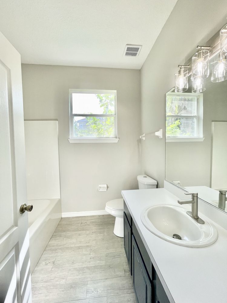 Gorgeous 3/2 Pool Home on Large Lot in  Parkside at Errol Estate property image