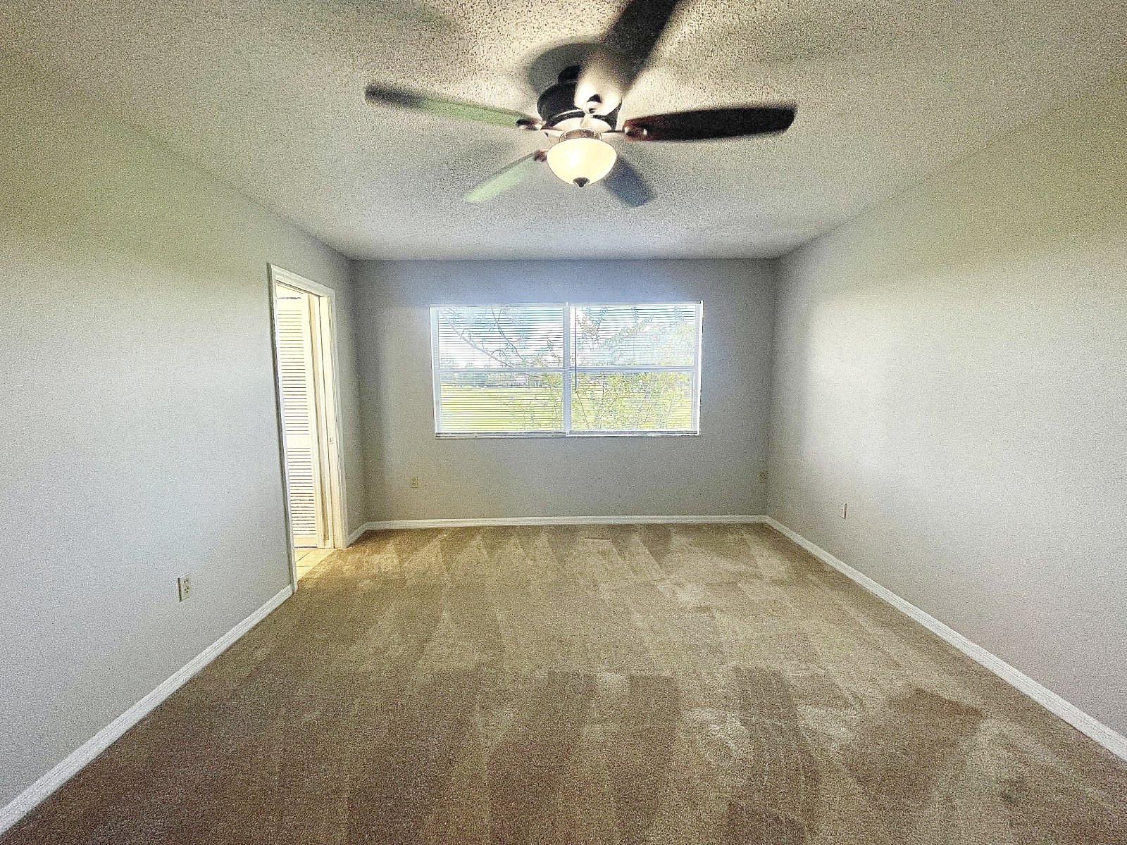 Two Story 3/3 Golf Course Townhome in Wedgefield! property image