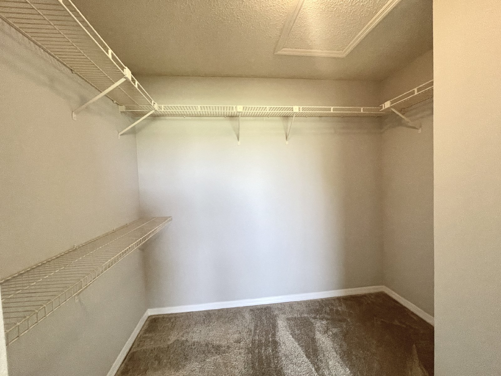 Two Story 3/3 Golf Course Townhome in Wedgefield! property image