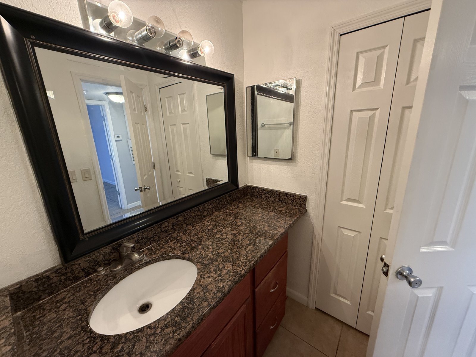 Cute 1/1 Condo in Winter Park! property image