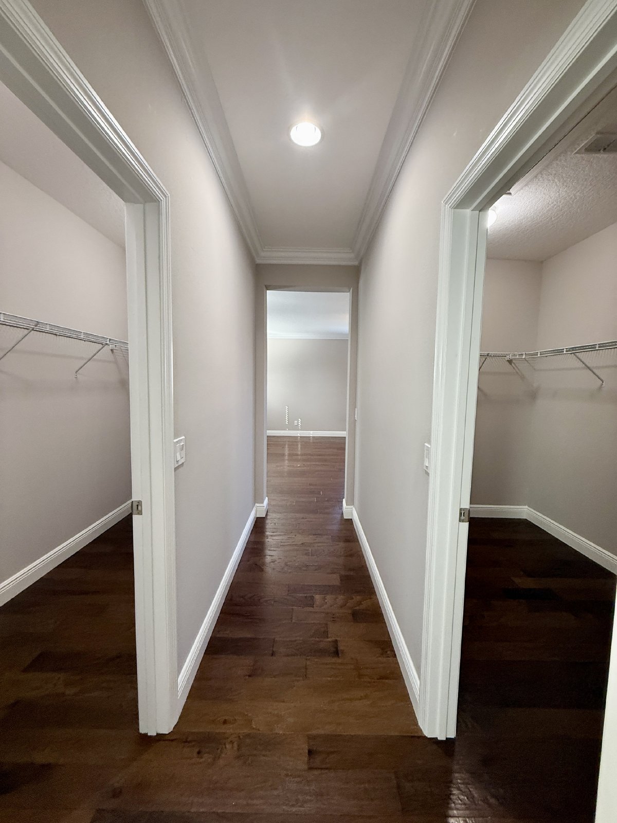 SPACIOUS Two Story Beautiful 5/4 Home in The Enclave At Aloma! property image