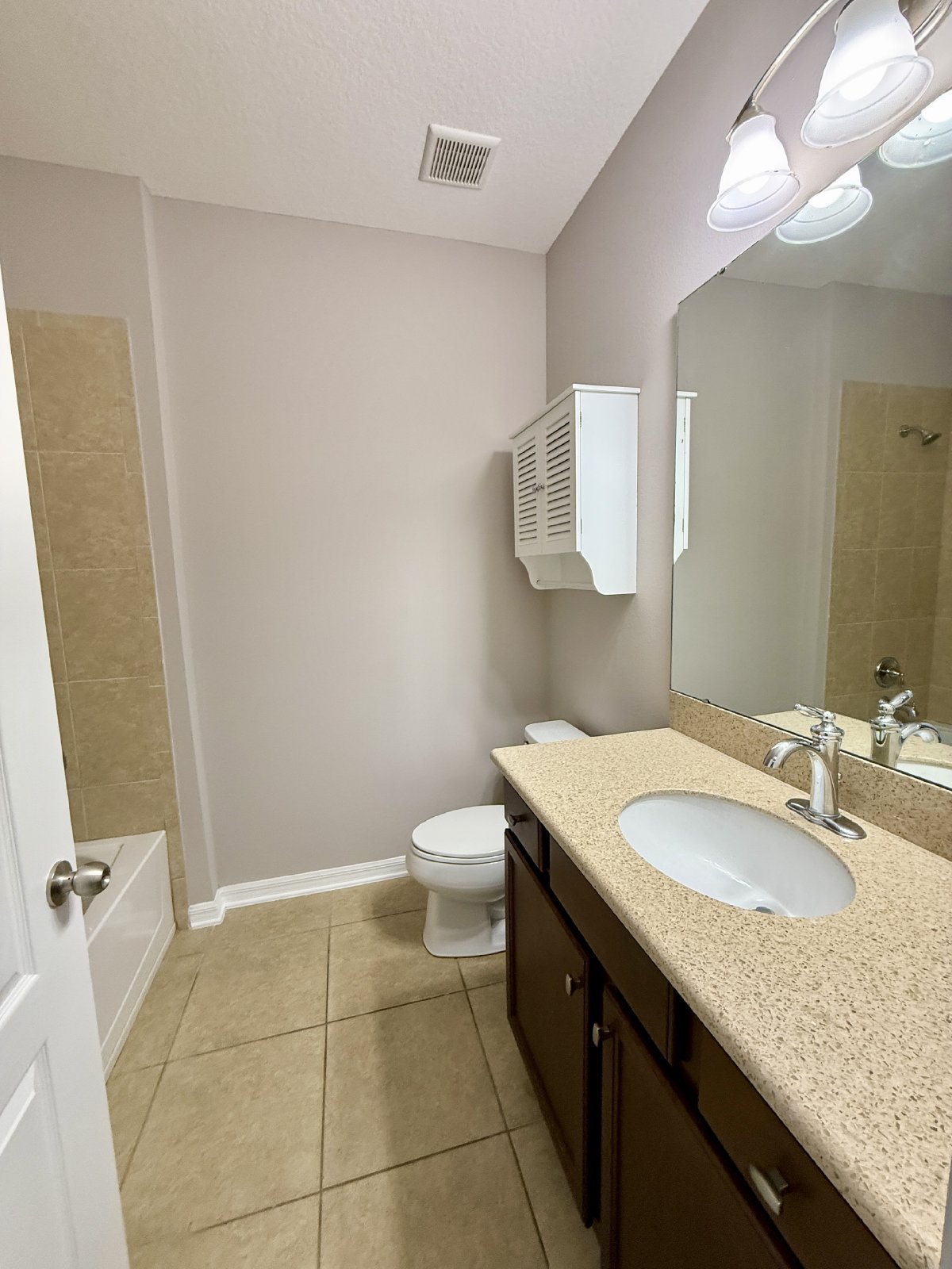 SPACIOUS Two Story Beautiful 5/4 Home in The Enclave At Aloma! property image