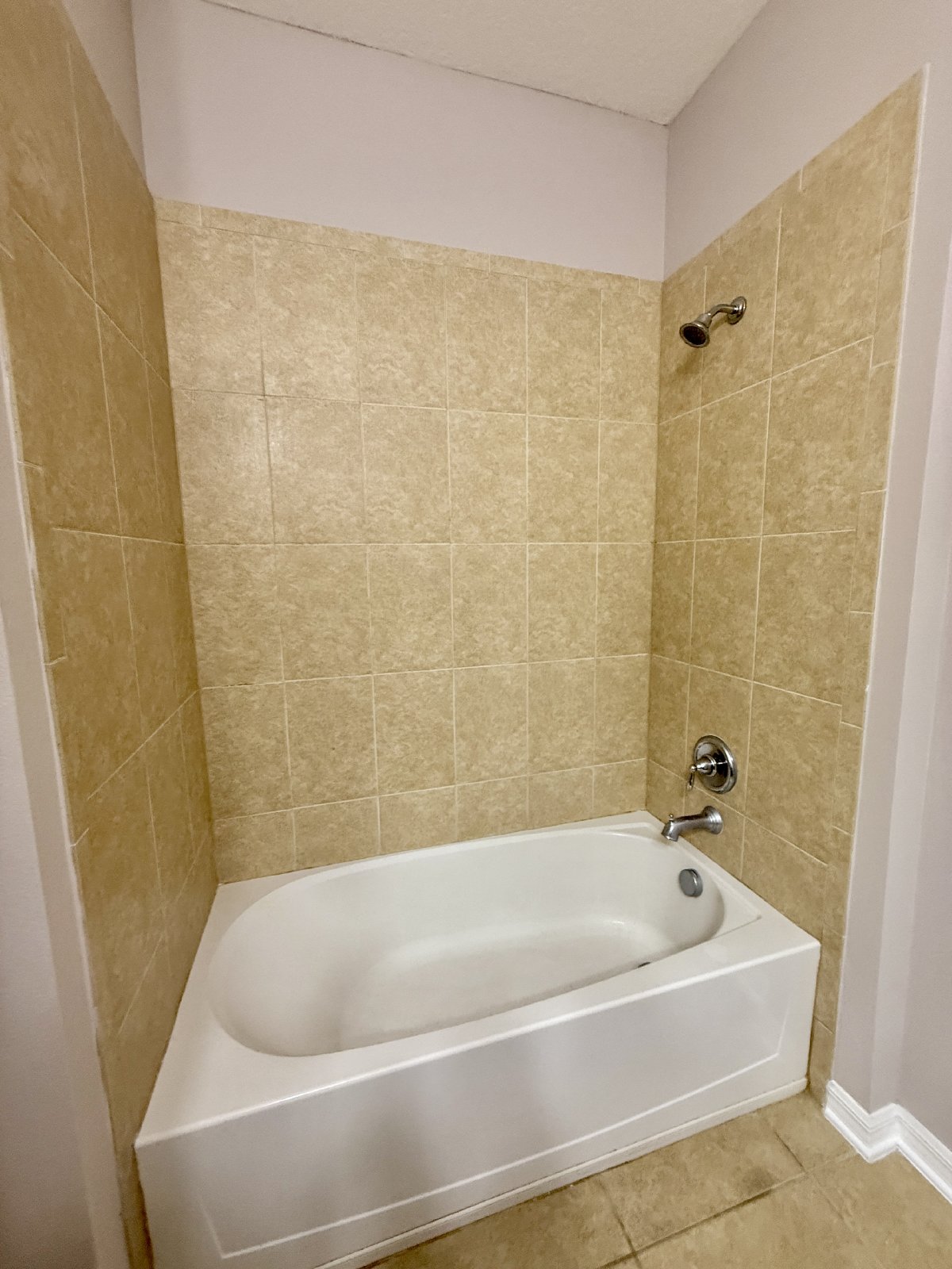 SPACIOUS Two Story Beautiful 5/4 Home in The Enclave At Aloma! property image