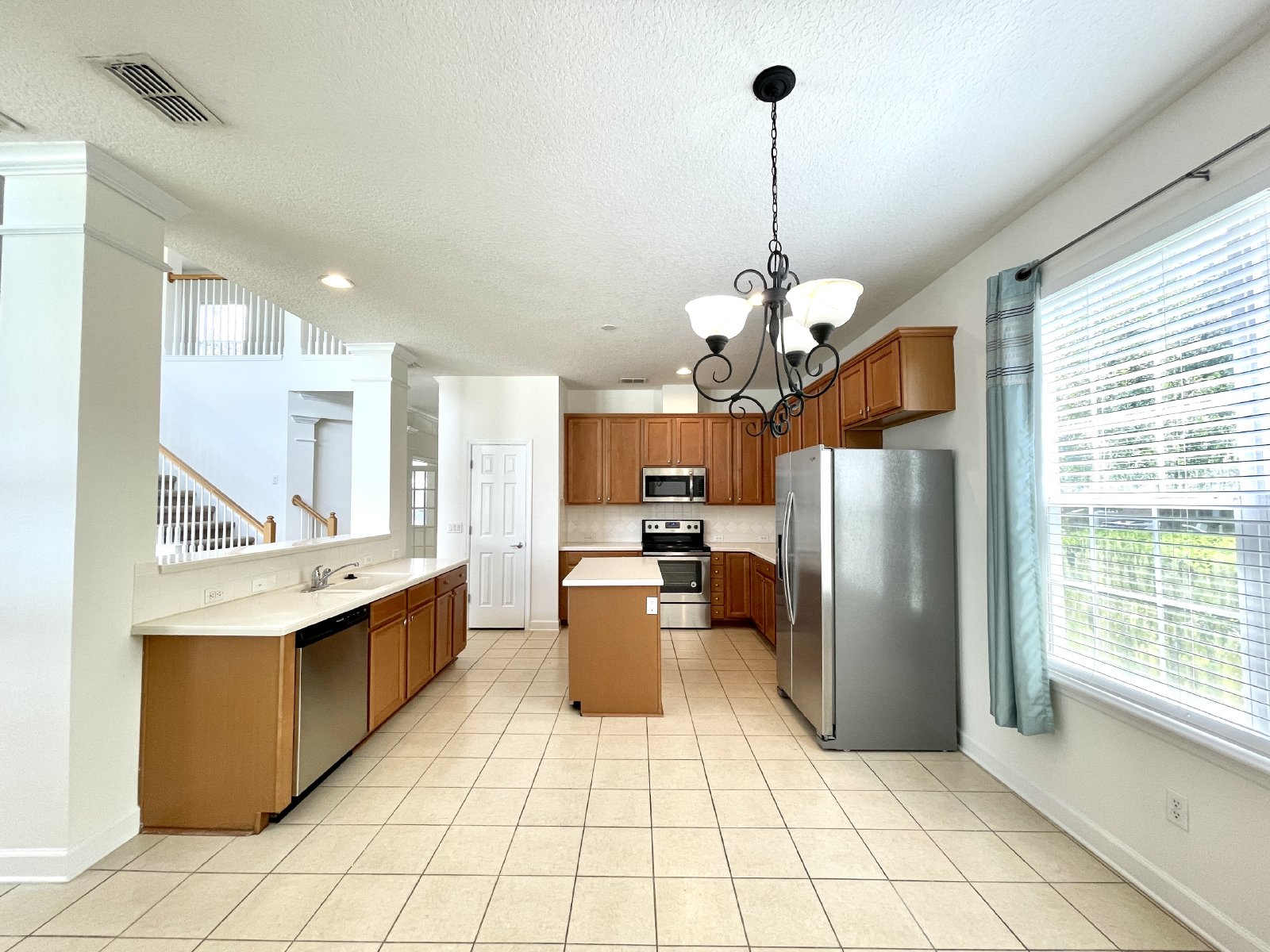AVALON PARK SPACIOUS 5/3.5 HOME IN EAST ORLANDO property image