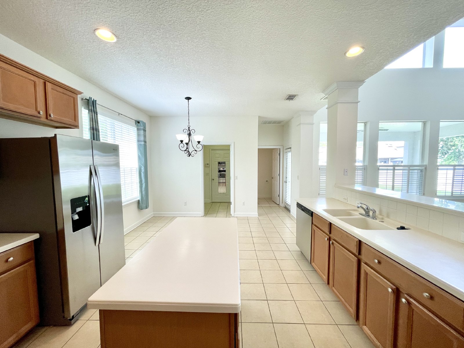 AVALON PARK SPACIOUS 5/3.5 HOME IN EAST ORLANDO property image