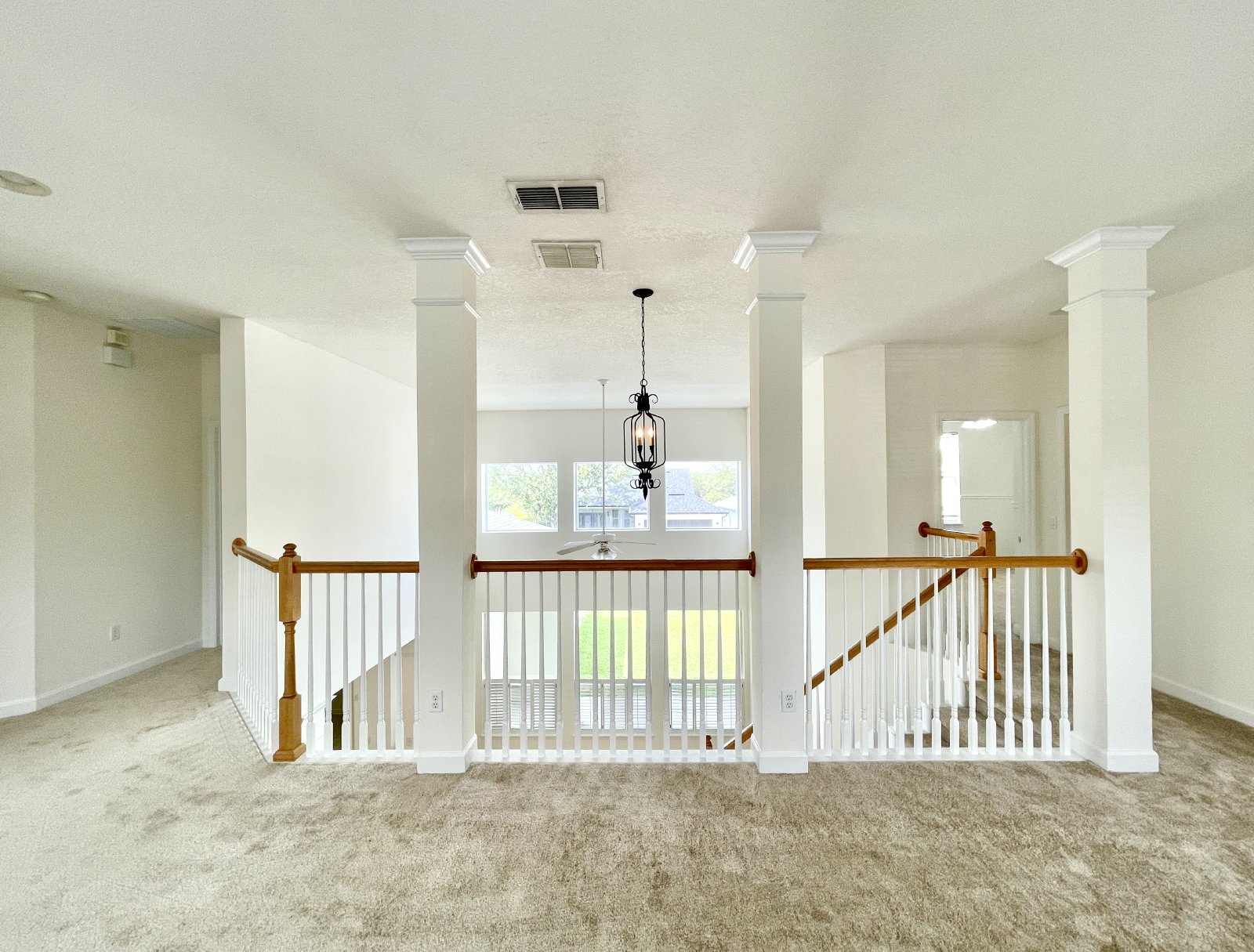 AVALON PARK SPACIOUS 5/3.5 HOME IN EAST ORLANDO property image