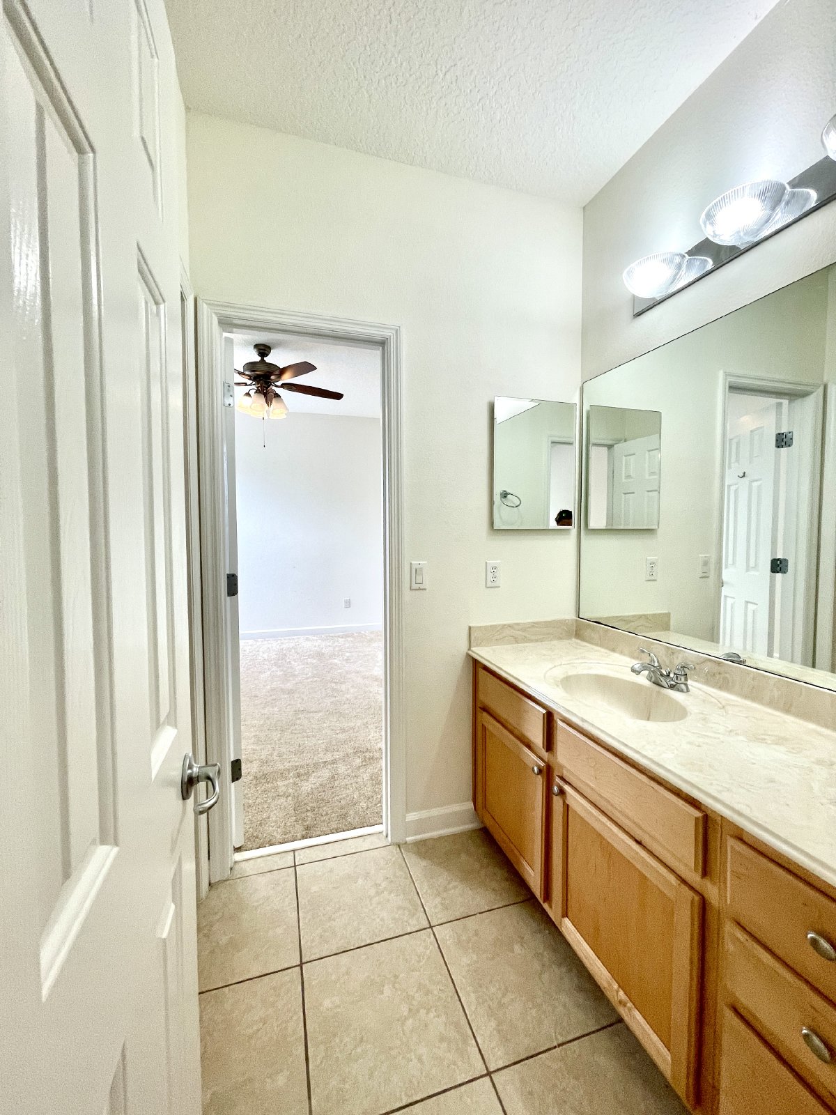 AVALON PARK SPACIOUS 5/3.5 HOME IN EAST ORLANDO property image