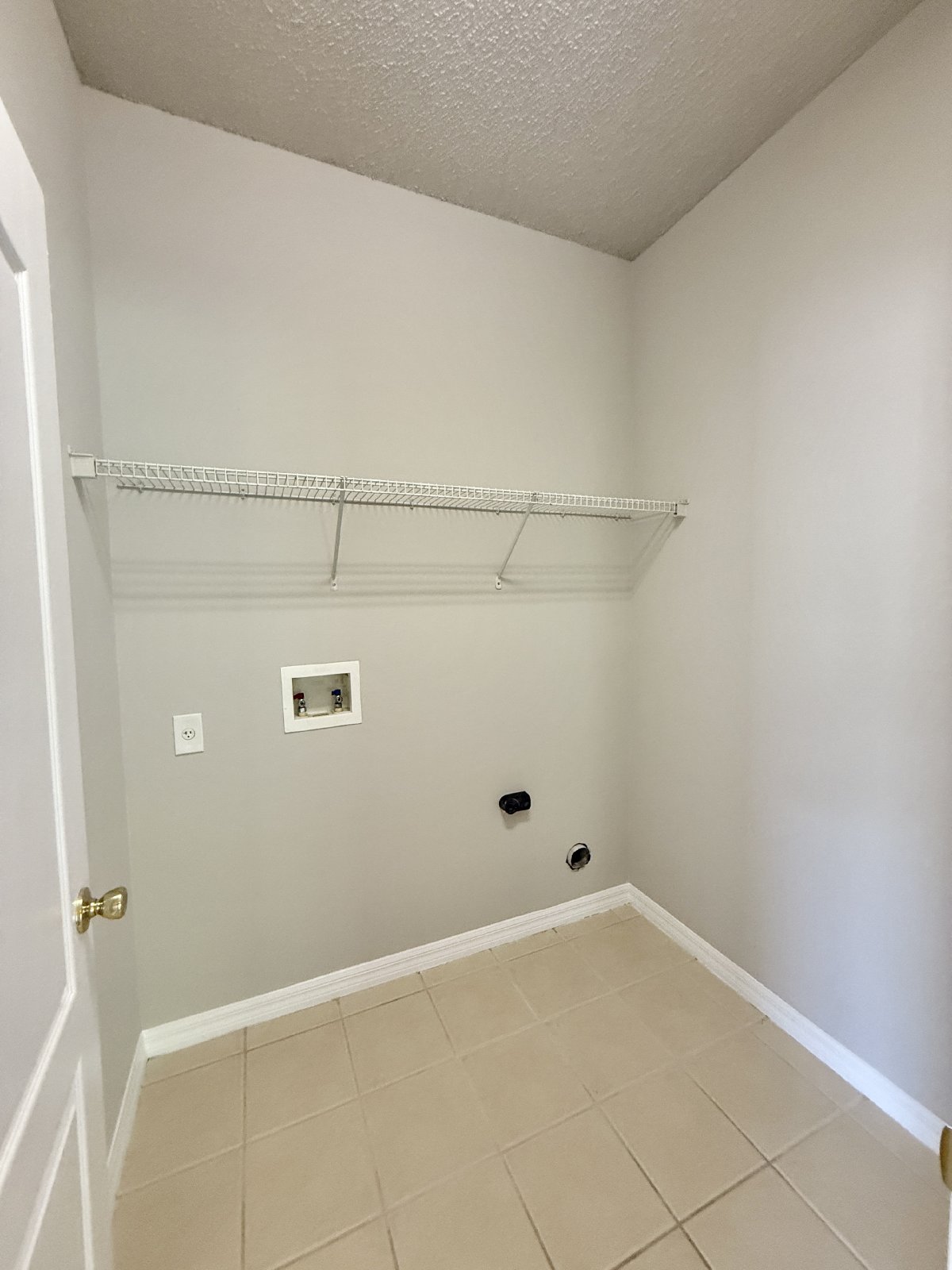 CUTE 3 BED/2 BATH HOME IN SOUTHEAST ORLANDO - WATERSIDE! property image