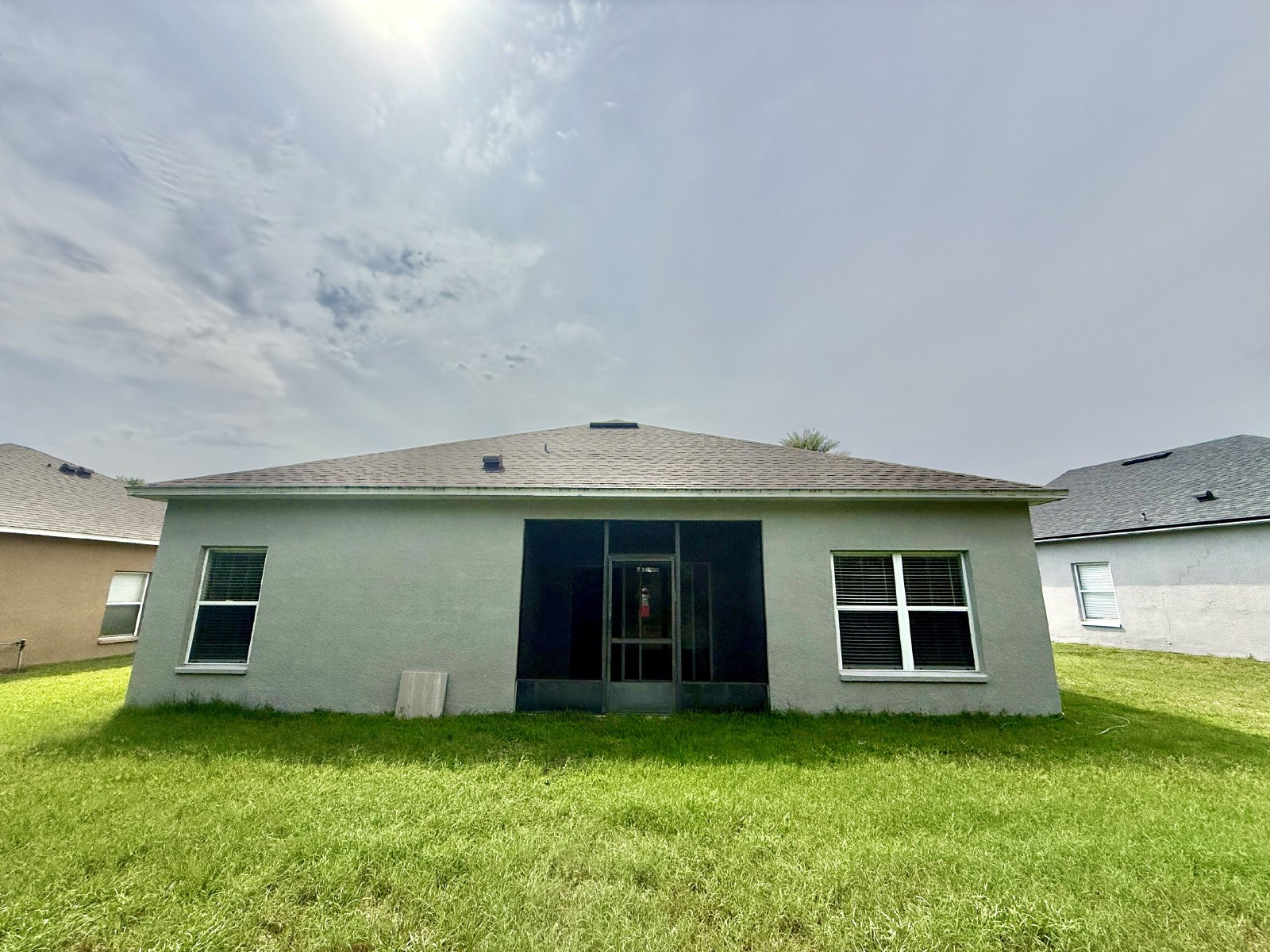 CUTE 3 BED/2 BATH HOME IN SOUTHEAST ORLANDO - WATERSIDE! property image