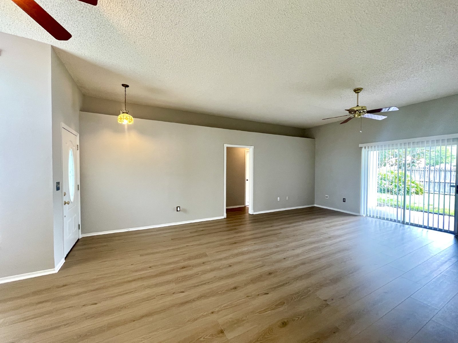 OVIEDO HOME WITH SOUGHT AFTER SCHOOLS property image
