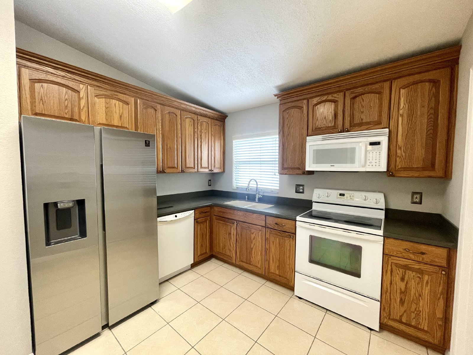 OVIEDO HOME WITH SOUGHT AFTER SCHOOLS property image