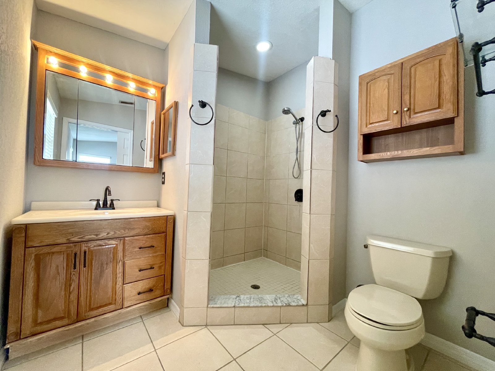 OVIEDO HOME WITH SOUGHT AFTER SCHOOLS property image