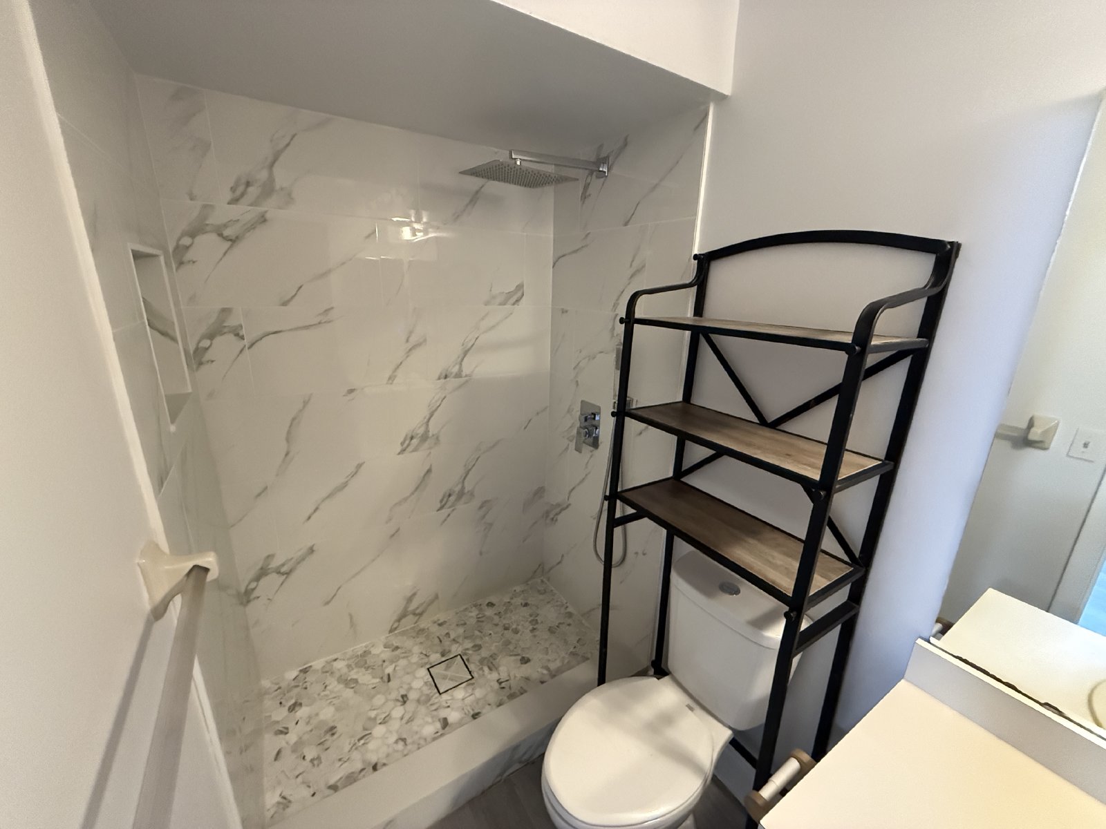 Gorgeous, Remodeled 2 Bedroom 2.5 Bath Condo in Sandlewood Trails of Winter Park! property image