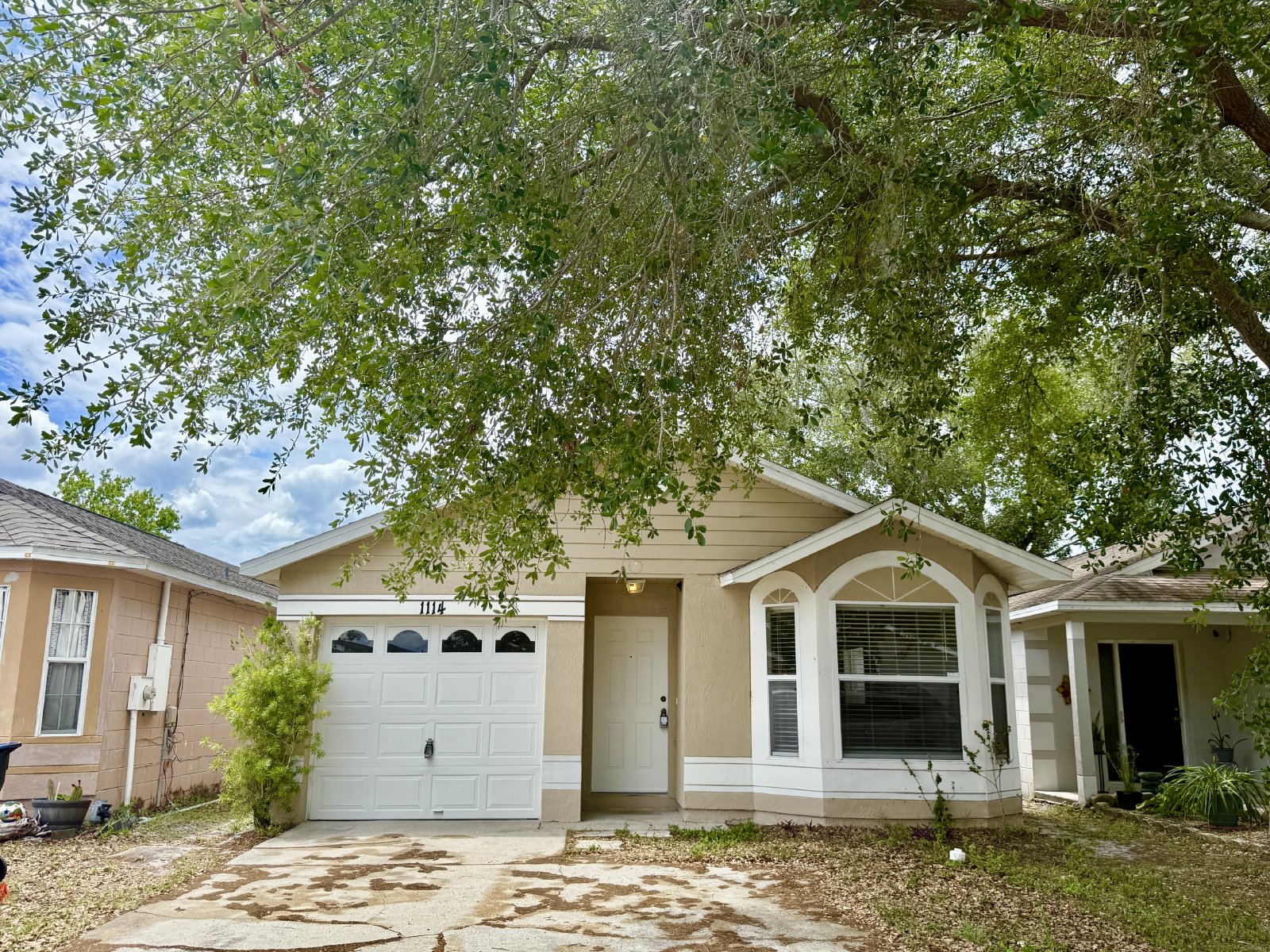 Cute 3/2 Rental Home with Single Car garage in East Orlando! property image