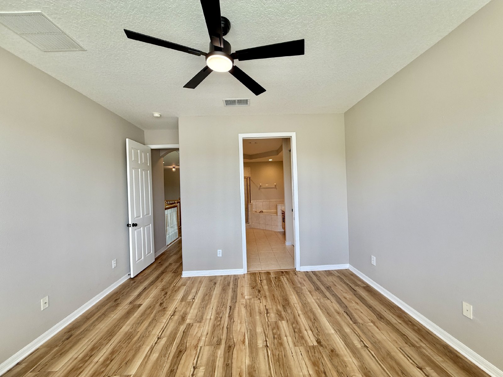 Gorgeous, 3/2.5 Two-Story Townhome in Gated Woodland Terrace at Timber Springs with Pond View! property image