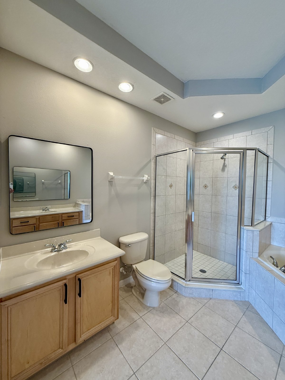 Gorgeous, 3/2.5 Two-Story Townhome in Gated Woodland Terrace at Timber Springs with Pond View! property image