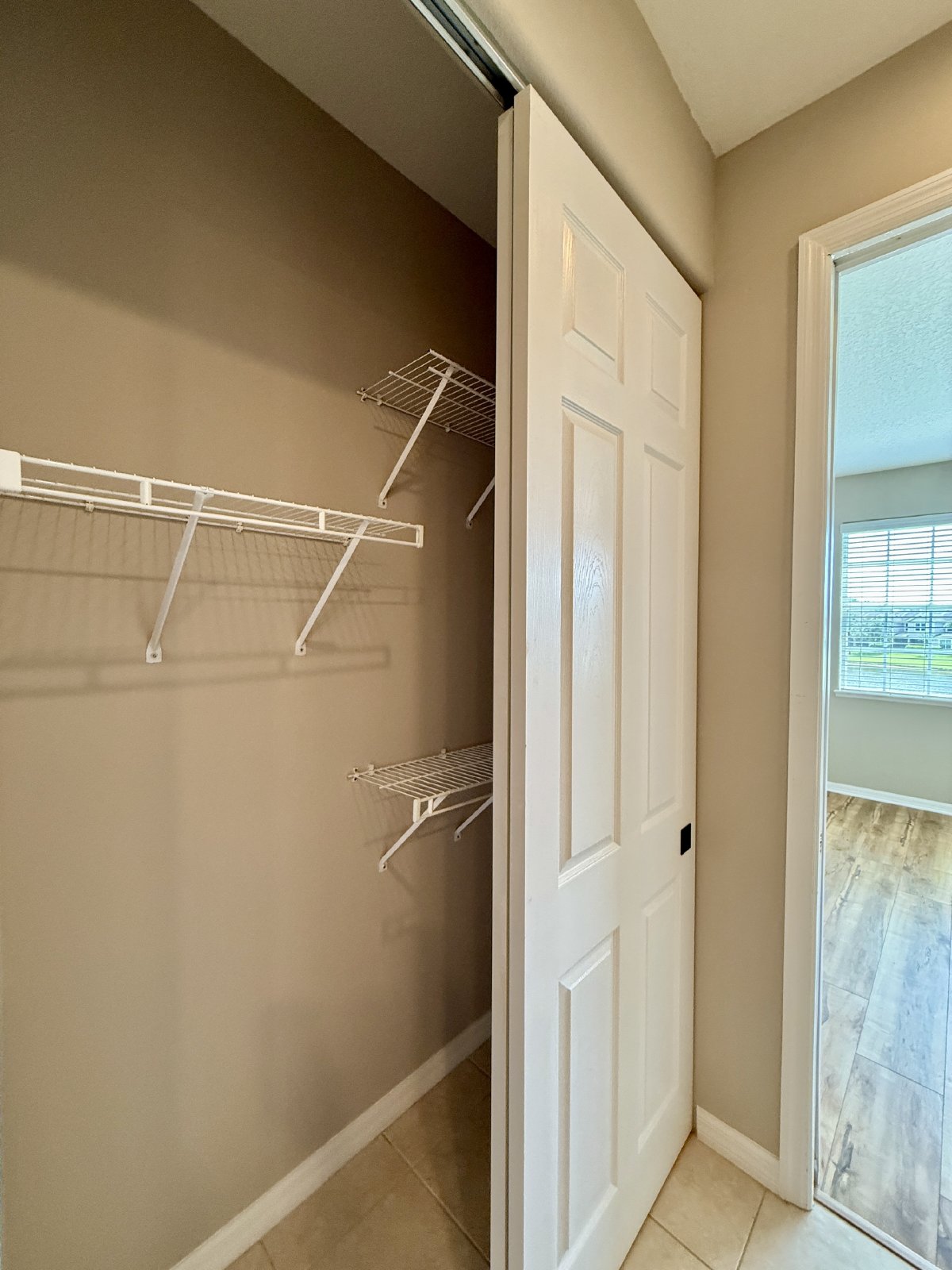 Gorgeous, 3/2.5 Two-Story Townhome in Gated Woodland Terrace at Timber Springs with Pond View! property image