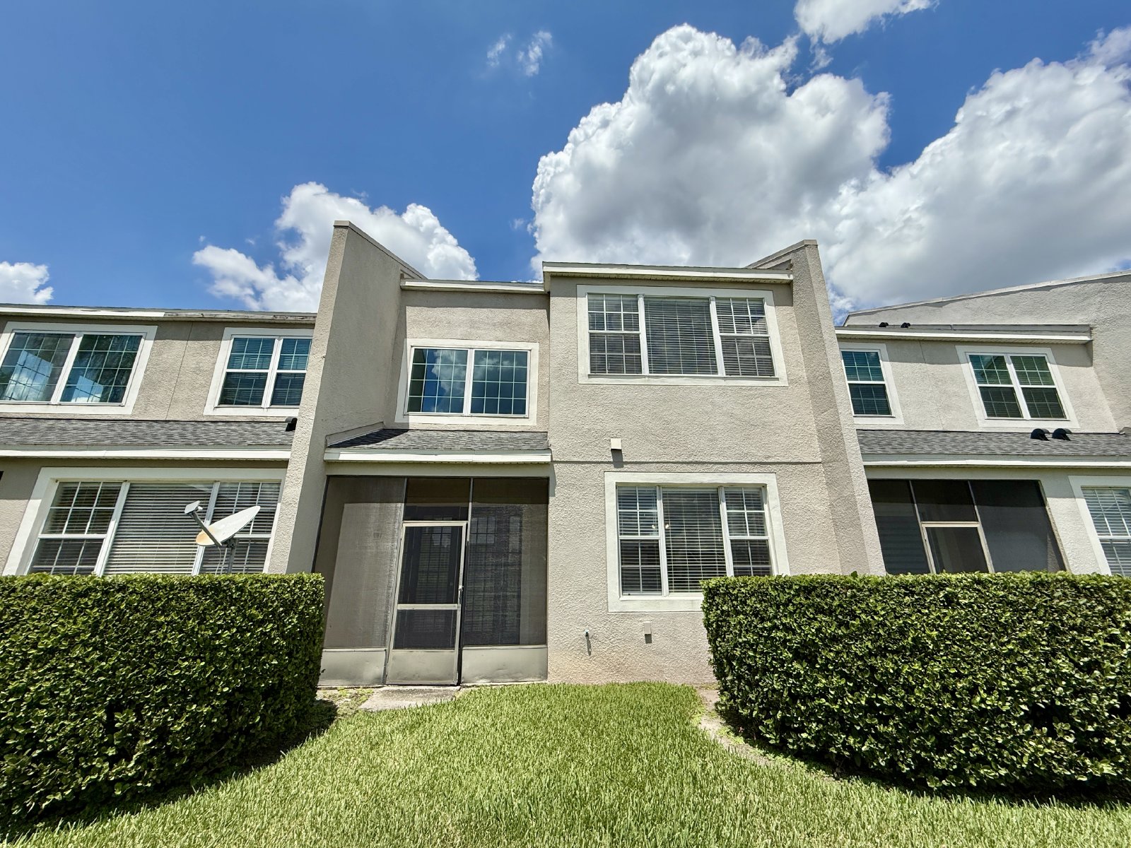 Gorgeous, 3/2.5 Two-Story Townhome in Gated Woodland Terrace at Timber Springs with Pond View! property image