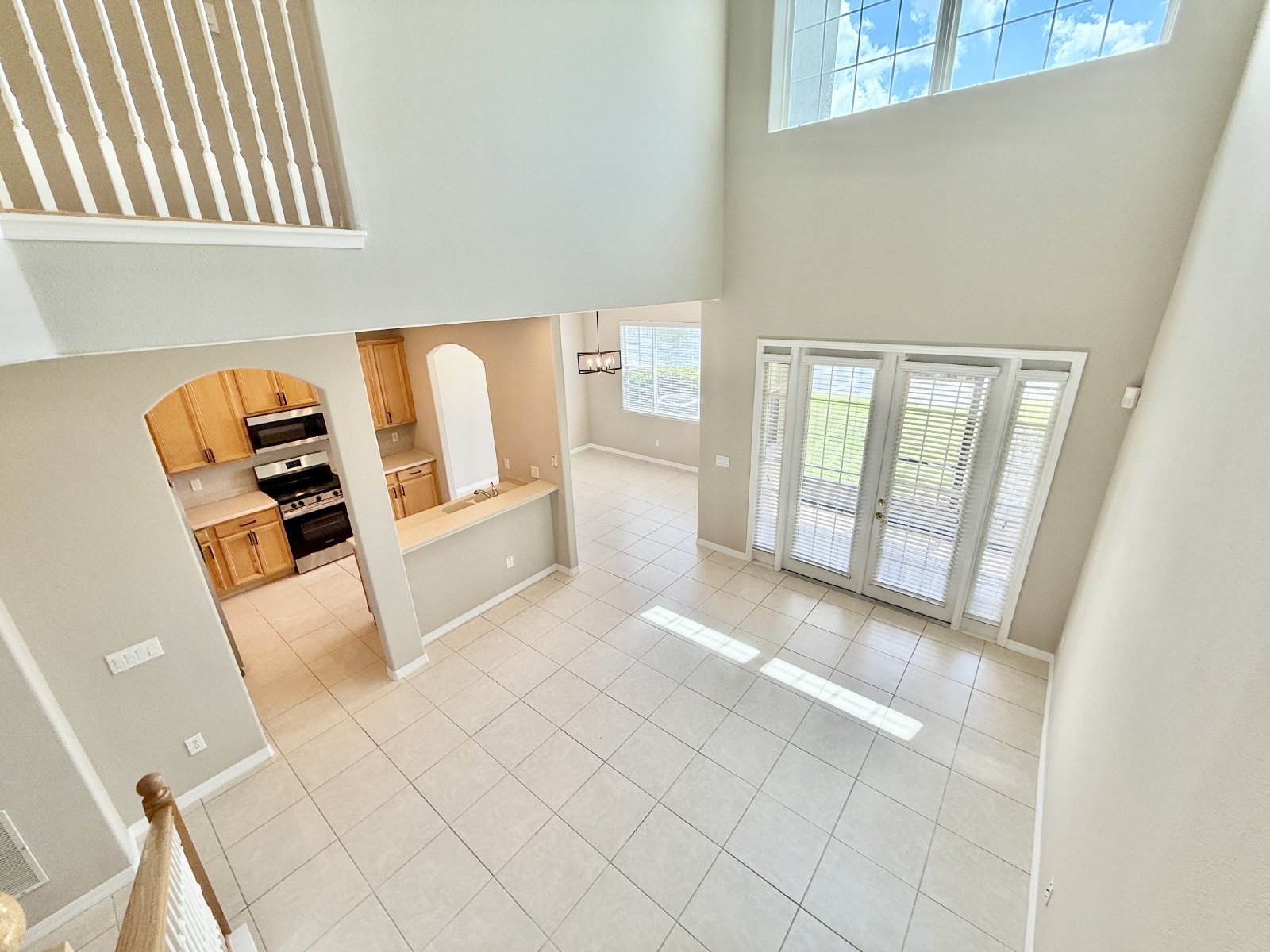 Gorgeous, 3/2.5 Two-Story Townhome in Gated Woodland Terrace at Timber Springs with Pond View! property image
