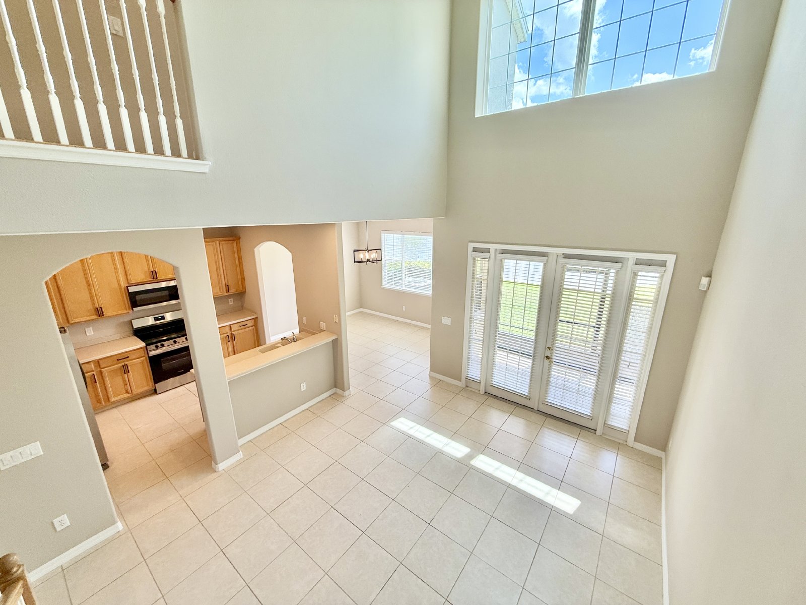 Gorgeous, 3/2.5 Two-Story Townhome in Gated Woodland Terrace at Timber Springs with Pond View! property image