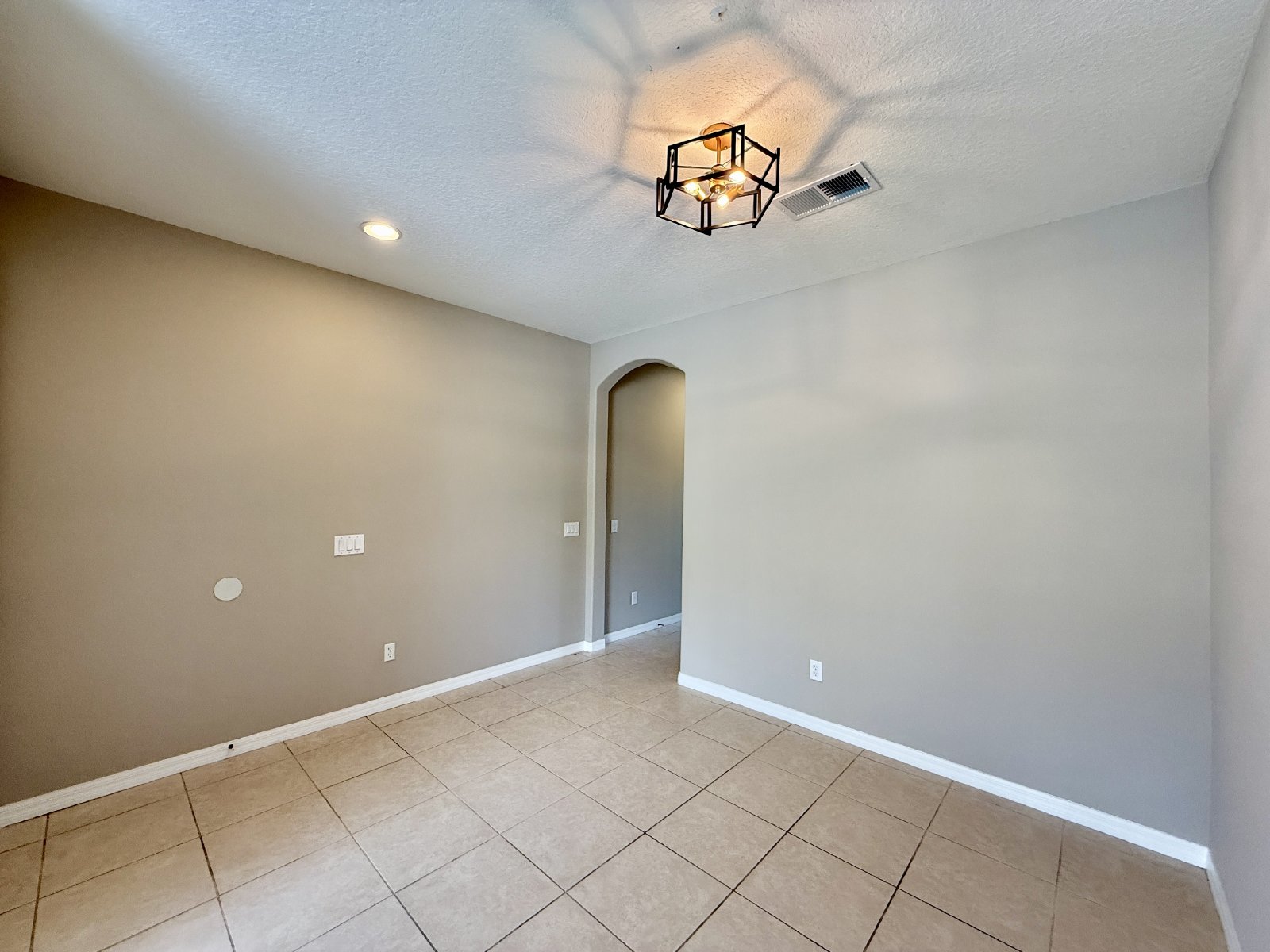 Gorgeous, 3/2.5 Two-Story Townhome in Gated Woodland Terrace at Timber Springs with Pond View! property image
