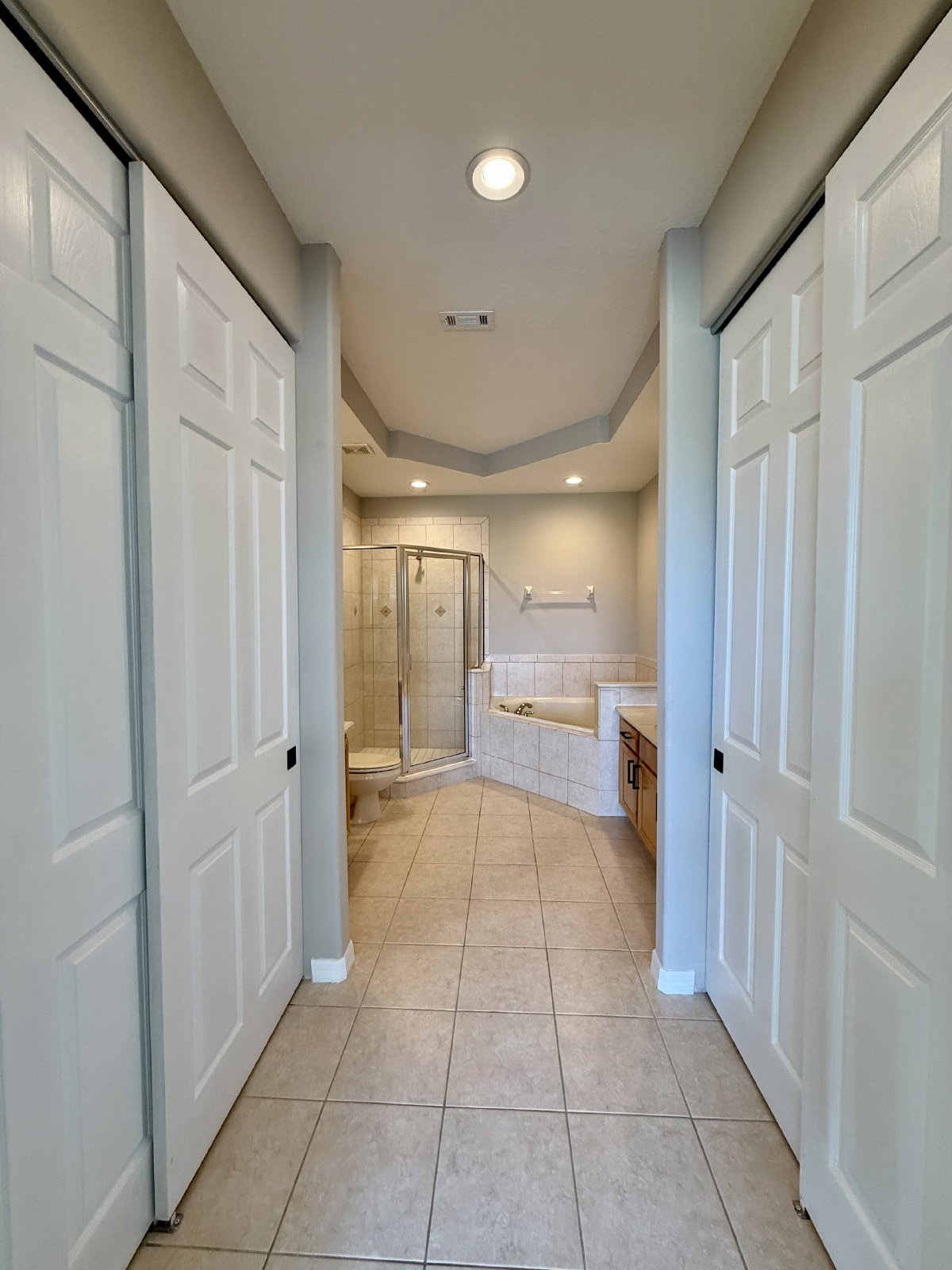 Gorgeous, 3/2.5 Two-Story Townhome in Gated Woodland Terrace at Timber Springs with Pond View! property image