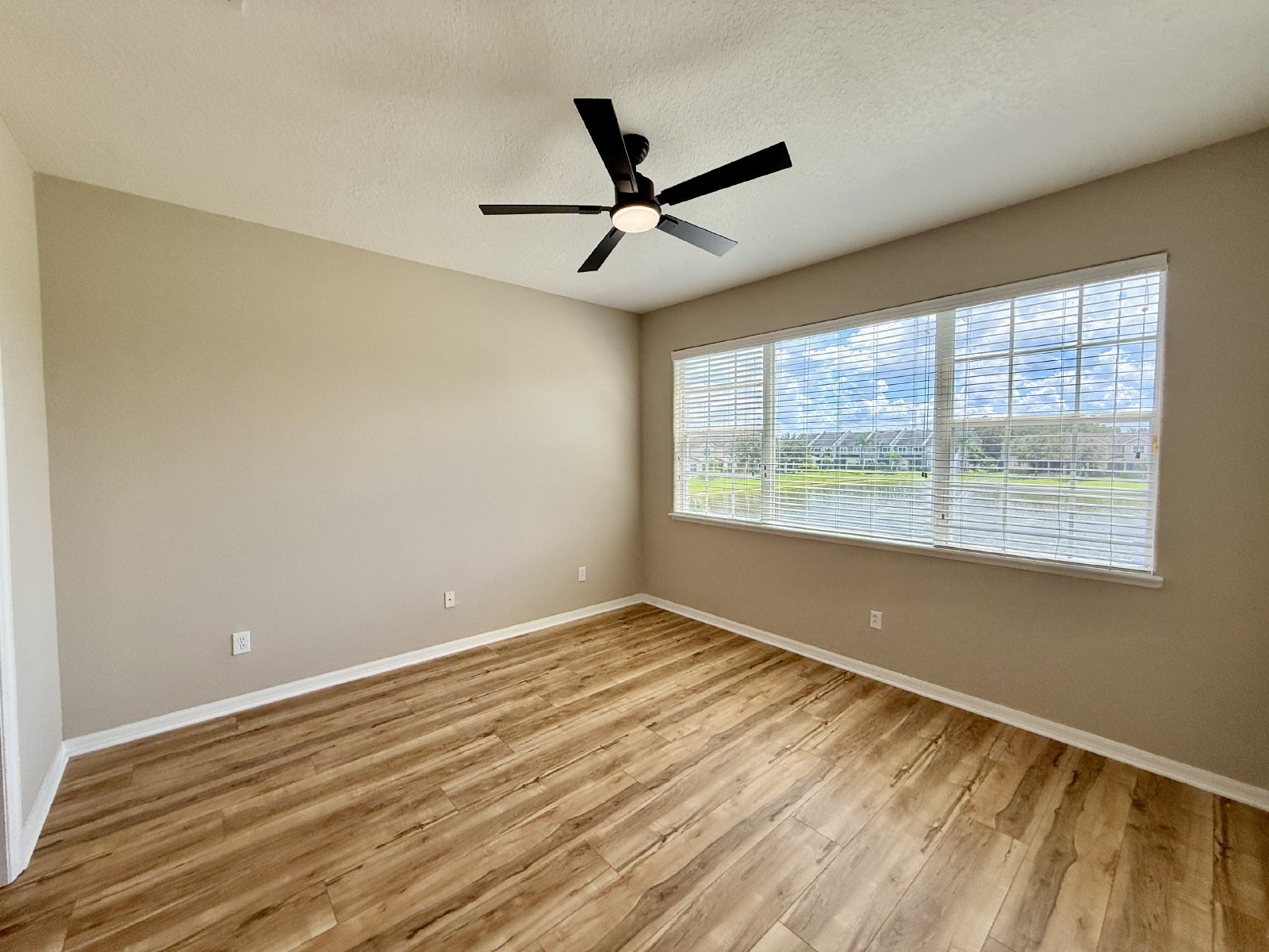 Gorgeous, 3/2.5 Two-Story Townhome in Gated Woodland Terrace at Timber Springs with Pond View! property image